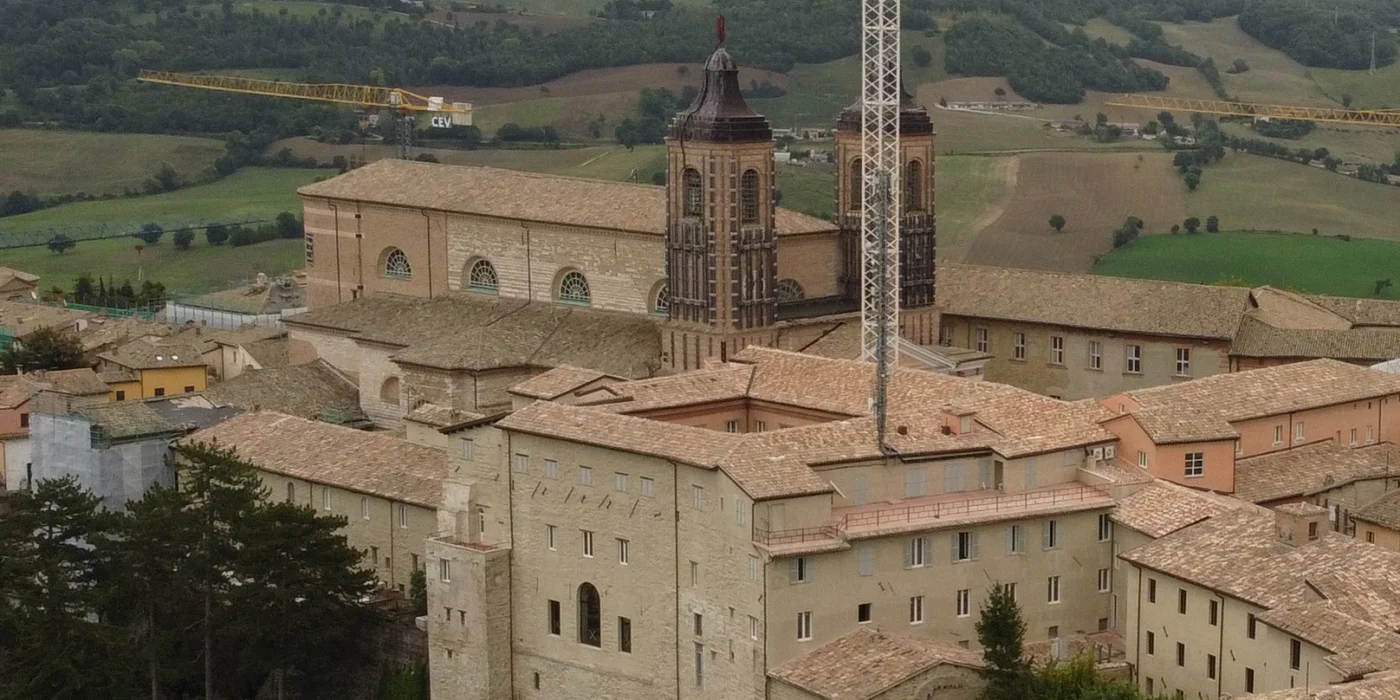 Lavoro di restauro con miglioramento sismico del palazzo Arcivescovile di Camerino