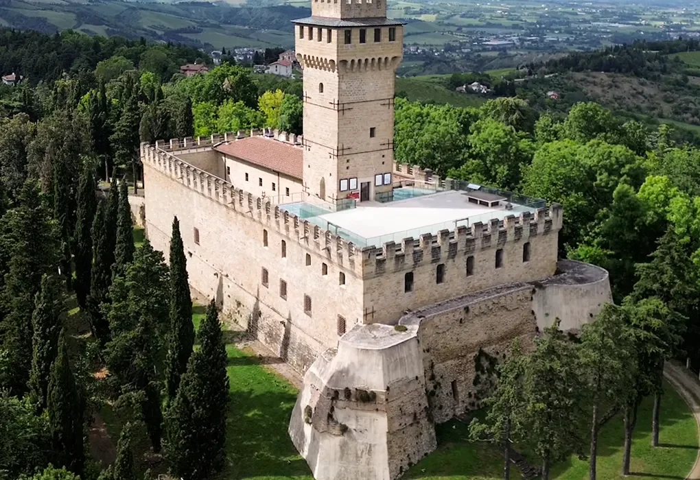ENGLOBE | Ingegneria e architettura - Rocca delle Caminate Meldola